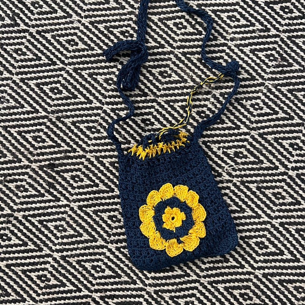 2 bundle deal side bags both handmade and beautiful